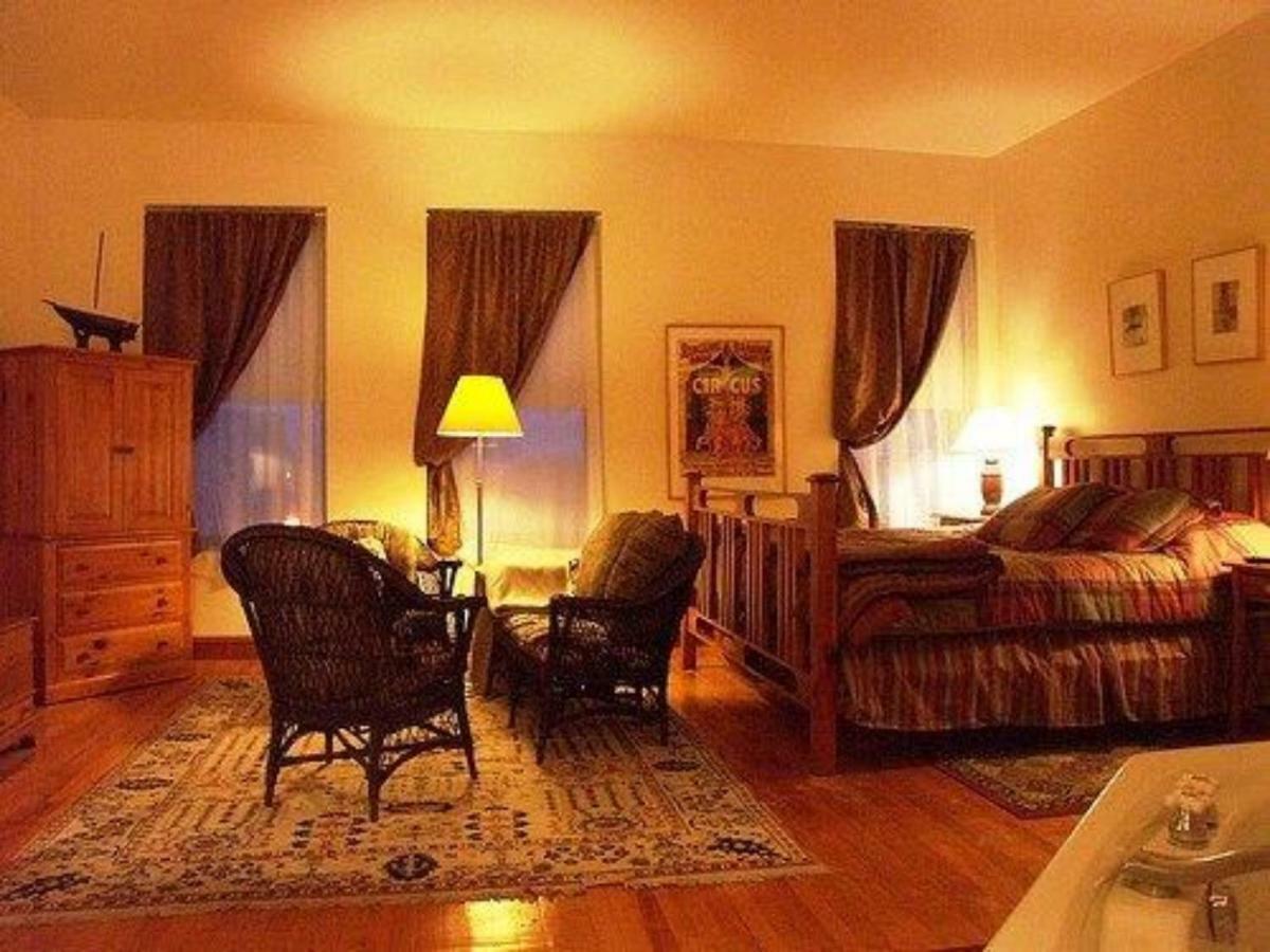 Karsten Hotel Kewaunee ภายนอก รูปภาพ