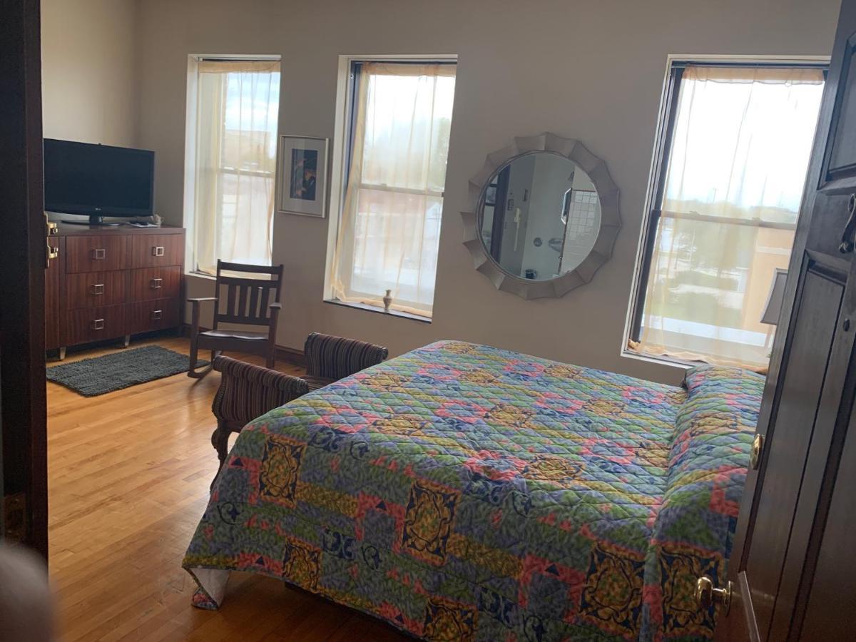 Karsten Hotel Kewaunee ภายนอก รูปภาพ